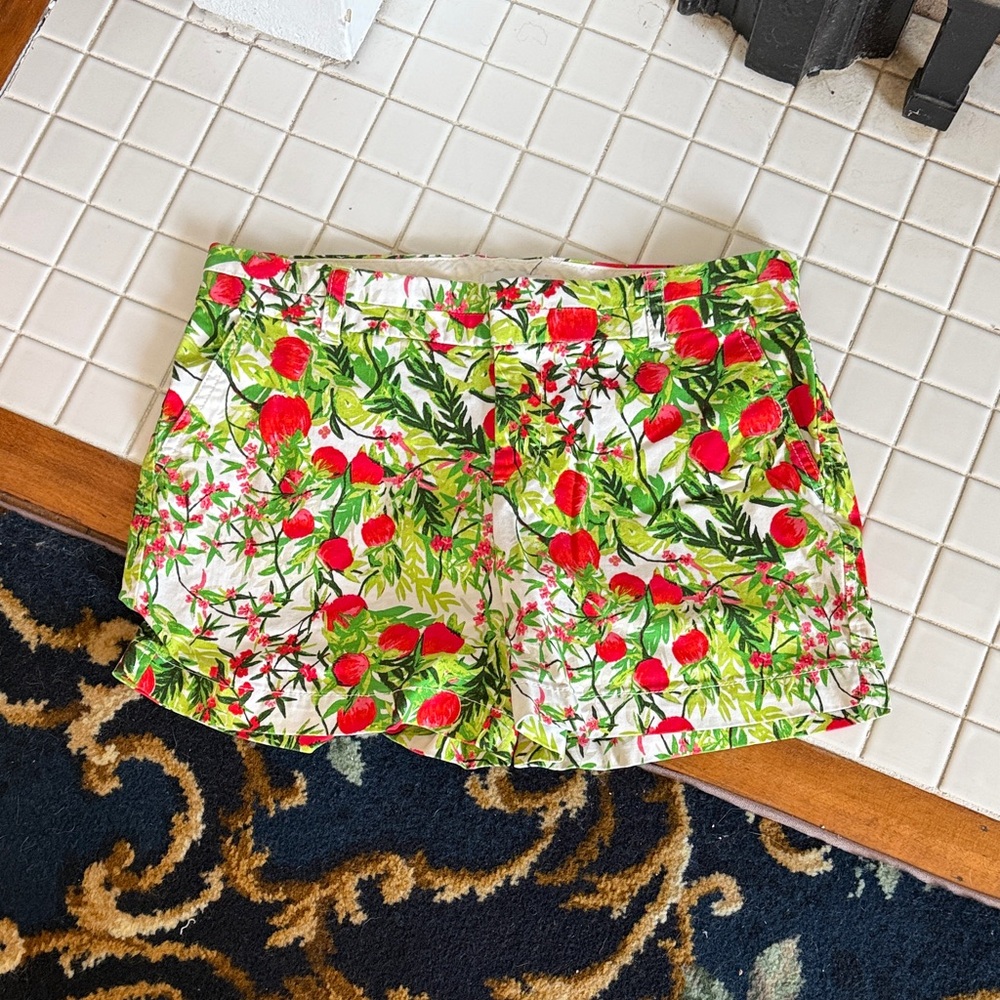 crown & ivy Red and Green Floral Women's Shorts